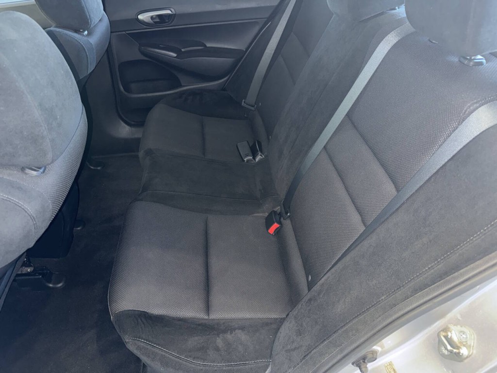 2010 Honda Civic Image 19