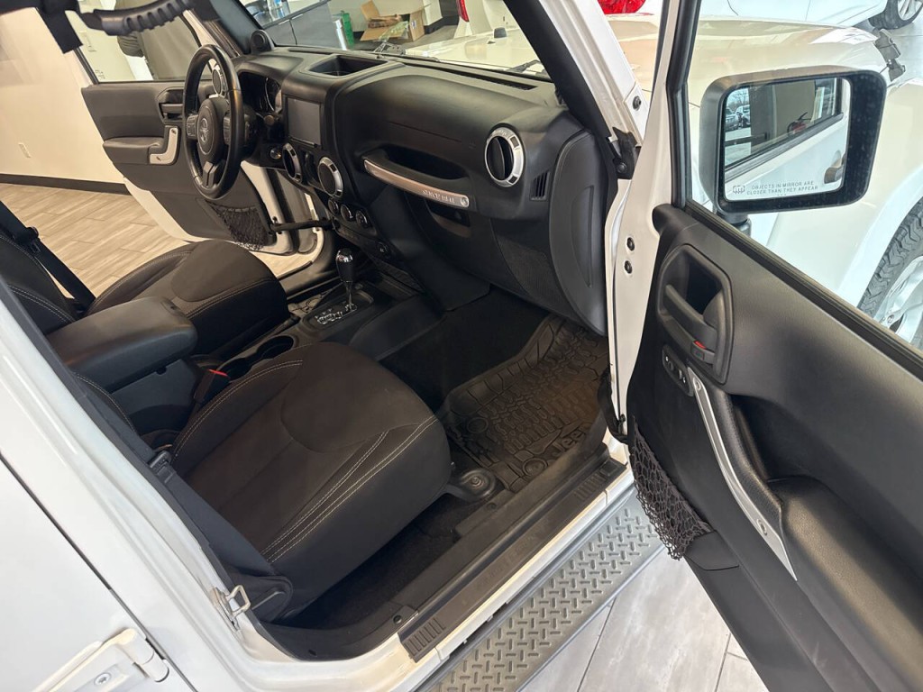 2014 Jeep Wrangler Unlimited Image 24
