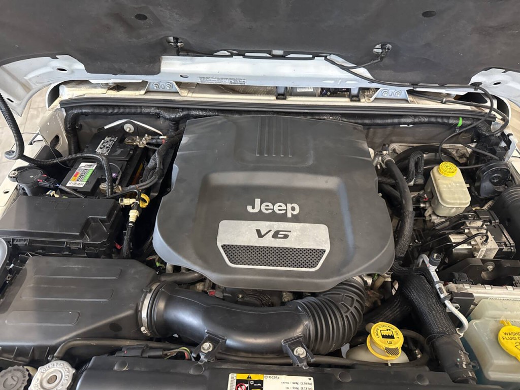 2014 Jeep Wrangler Unlimited Image 34