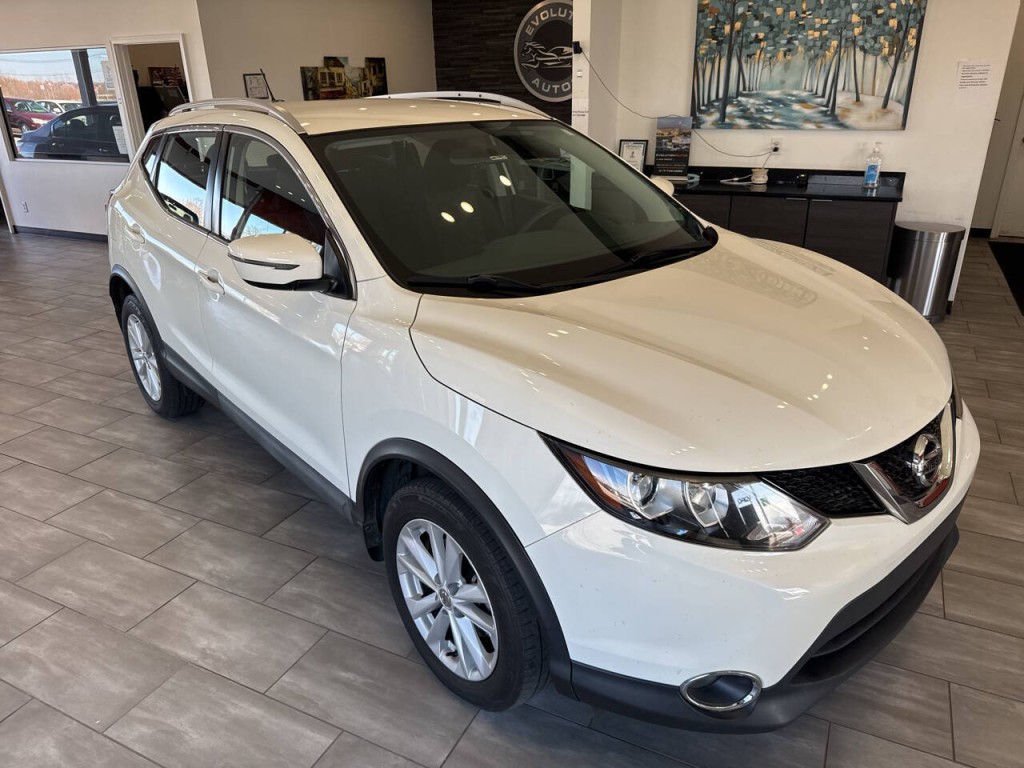 2017 Nissan Rogue Image 4