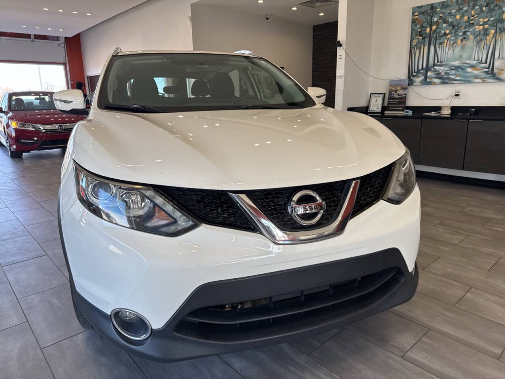 2017 Nissan Rogue Image 5