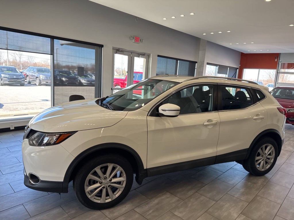 2017 Nissan Rogue Image 9