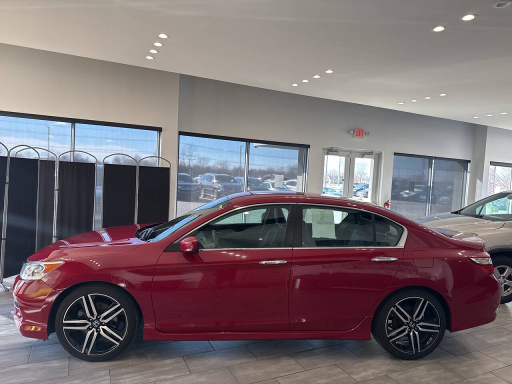 2017 Honda Accord Image 13