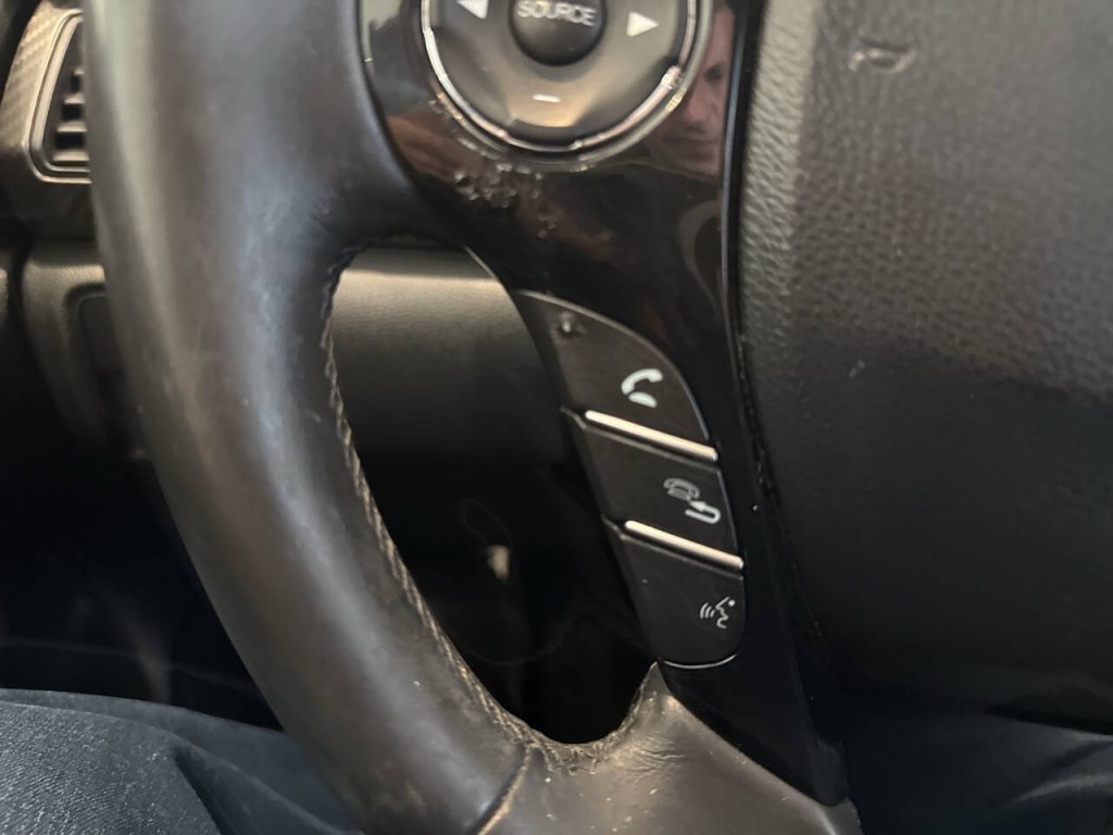 2017 Honda Accord Image 31