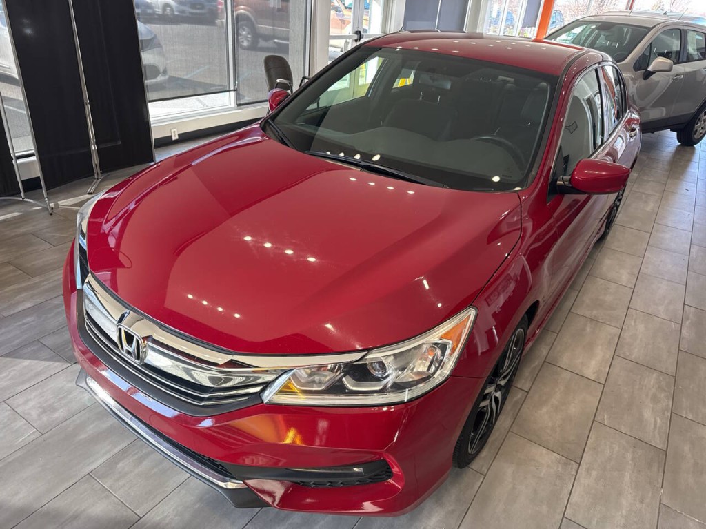 2017 Honda Accord Image 35