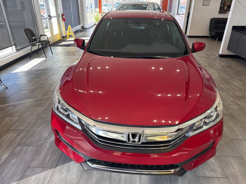 2017 Honda Accord Image 36