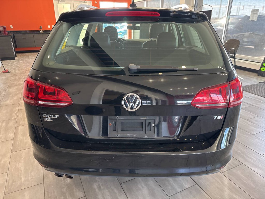2017 Volkswagen Golf Image 12