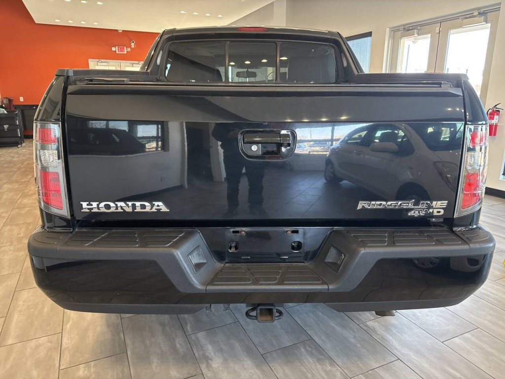 2013 Honda Ridgeline Image 6