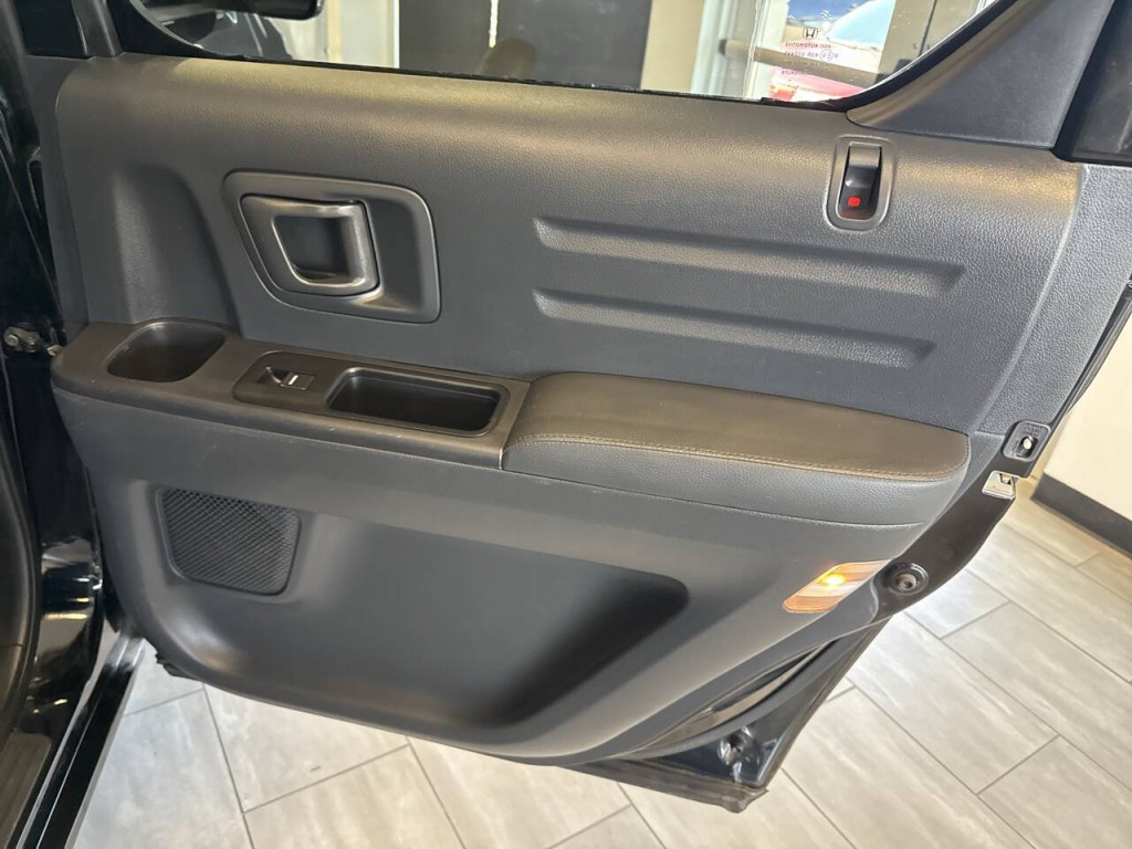 2013 Honda Ridgeline Image 34