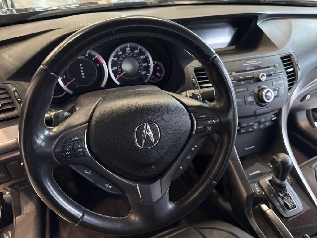 2013 Acura TSX Image 24
