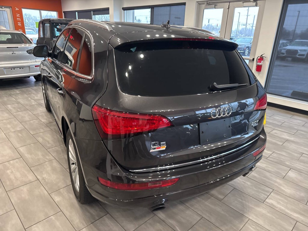 2015 Audi Q5 Image 10