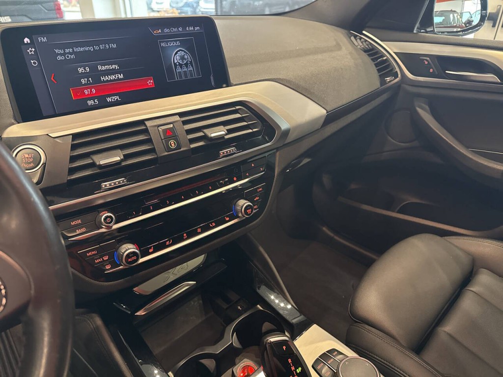 2019 BMW X4 Image 26