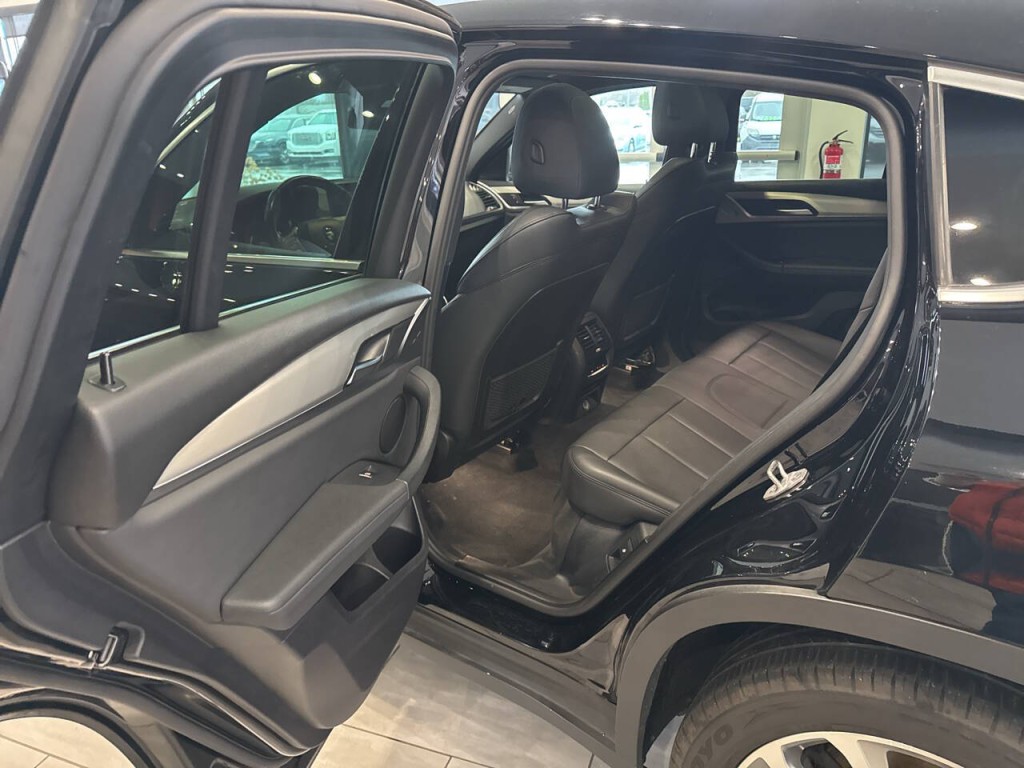 2019 BMW X4 Image 33