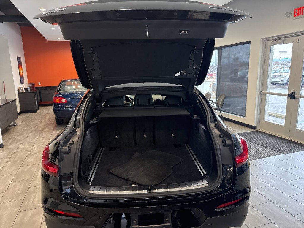 2019 BMW X4 Image 38