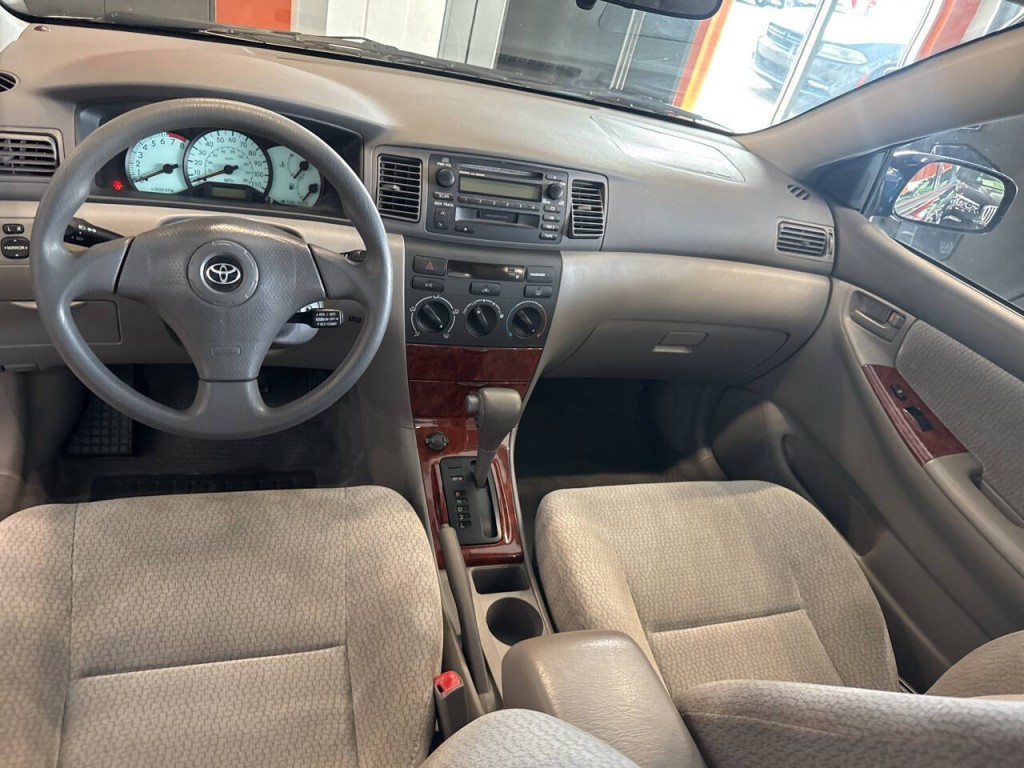 2004 Toyota Corolla Image 24