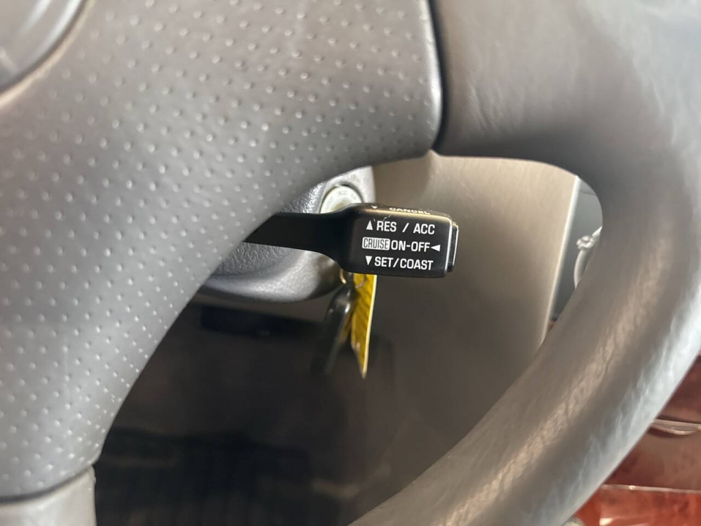 2004 Toyota Corolla Image 26