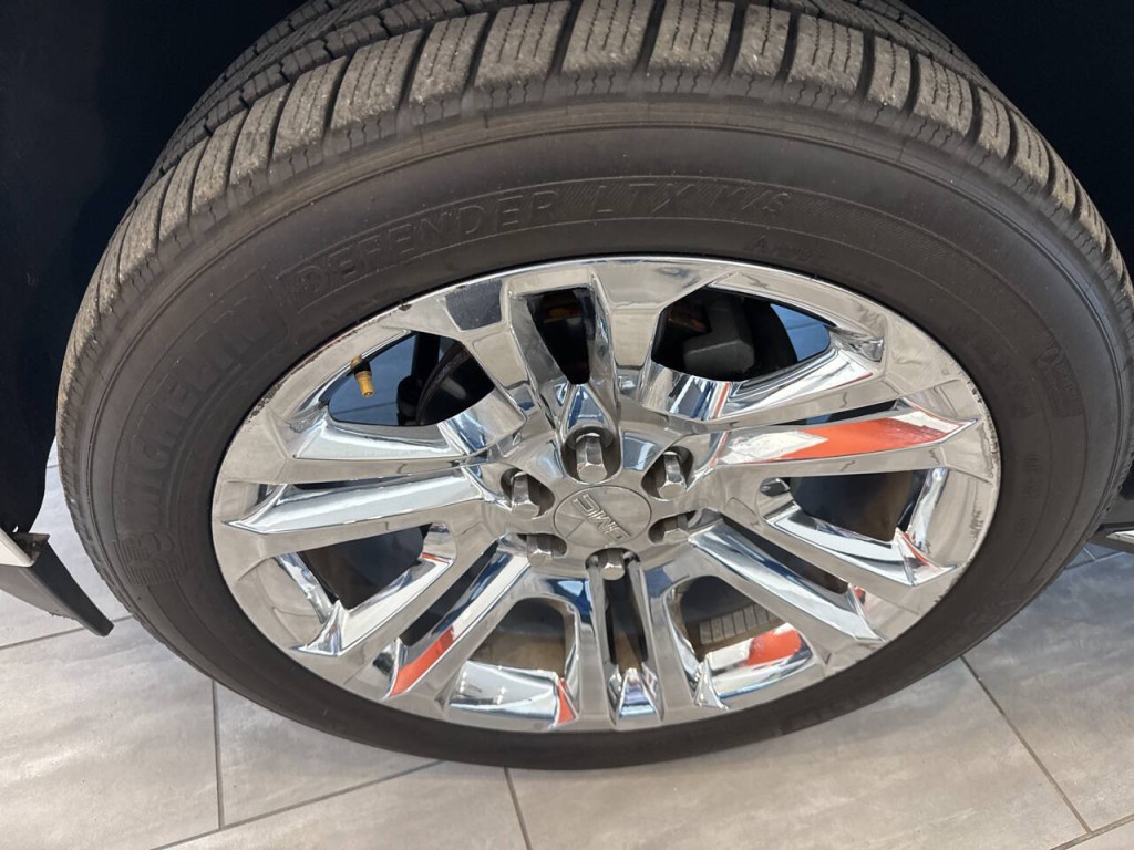 2018 GMC Yukon Image 9