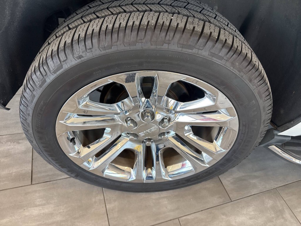 2018 GMC Yukon Image 14