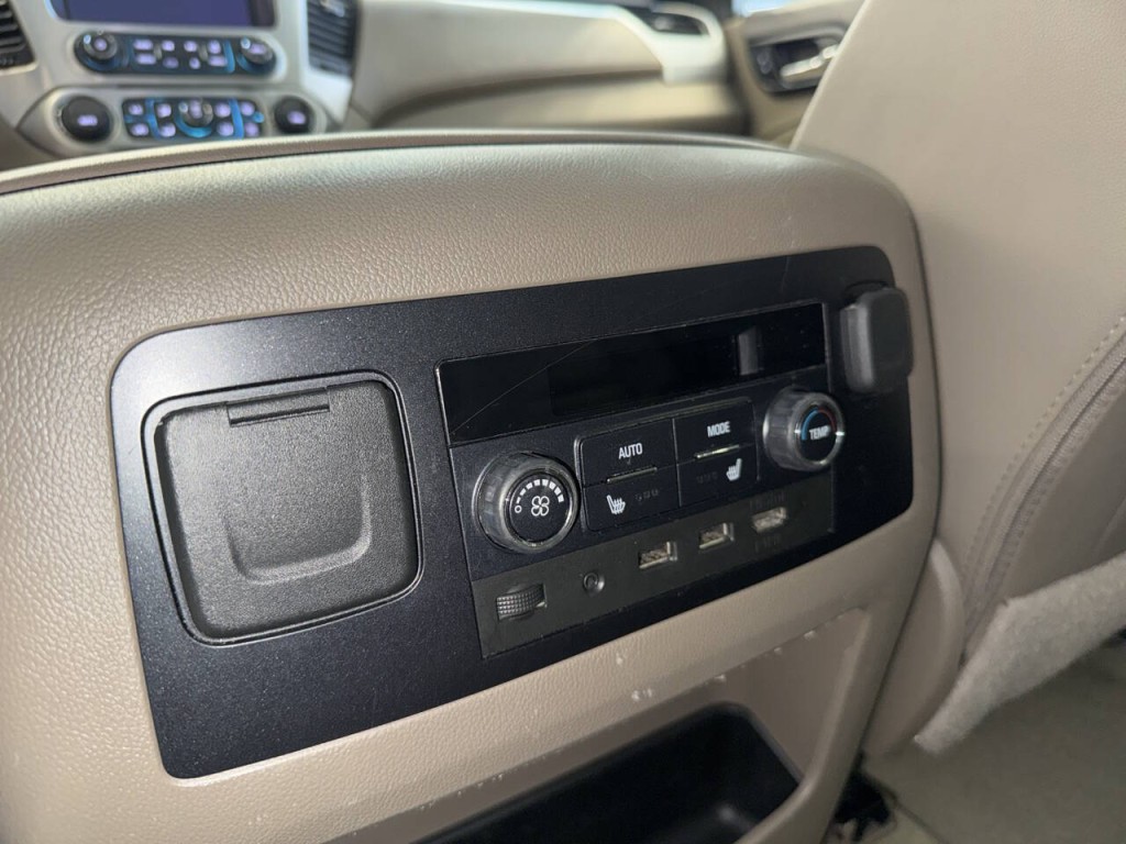 2018 GMC Yukon Image 28
