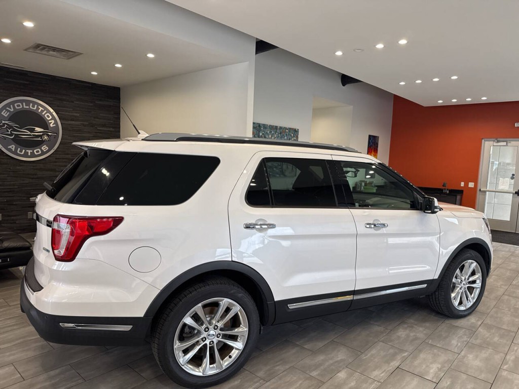 2018 Ford Explorer Image 12