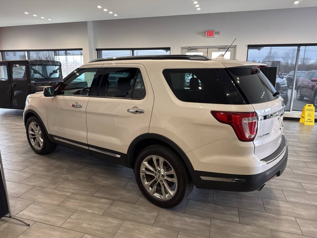2018 Ford Explorer Image 13