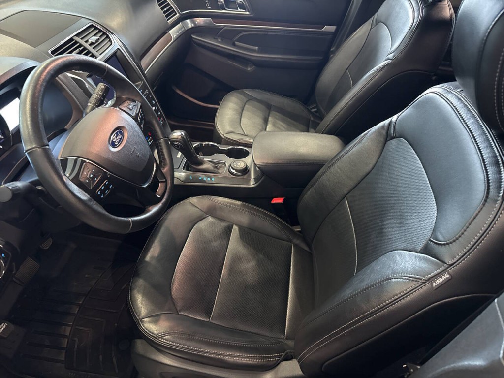 2018 Ford Explorer Image 34