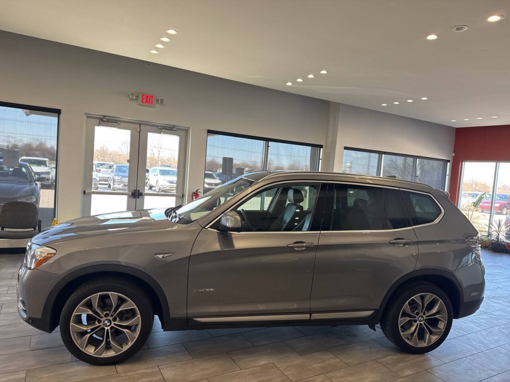 2017 BMW X3 Image 7