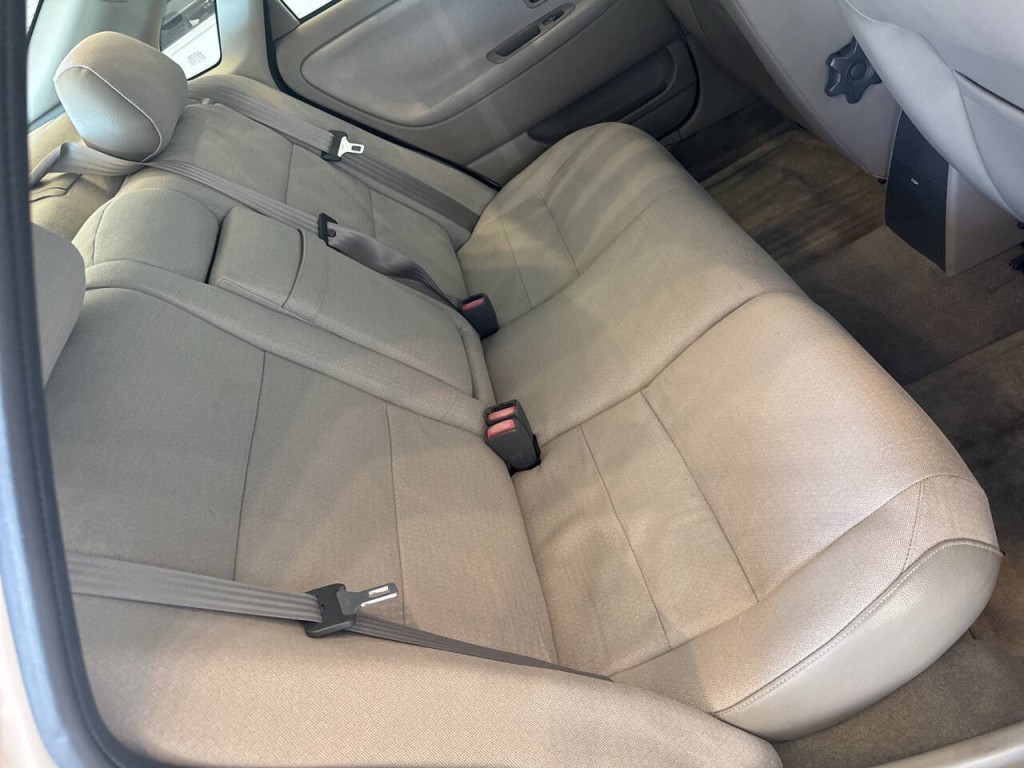 2001 Volvo S40 Image 19