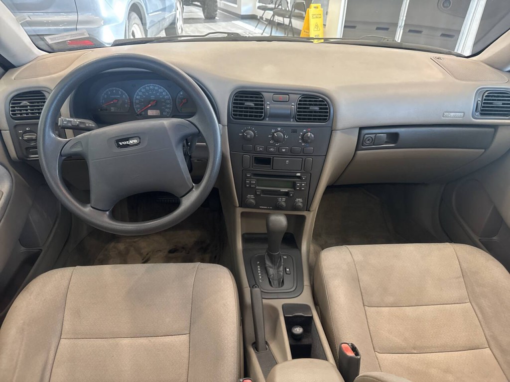2001 Volvo S40 Image 24