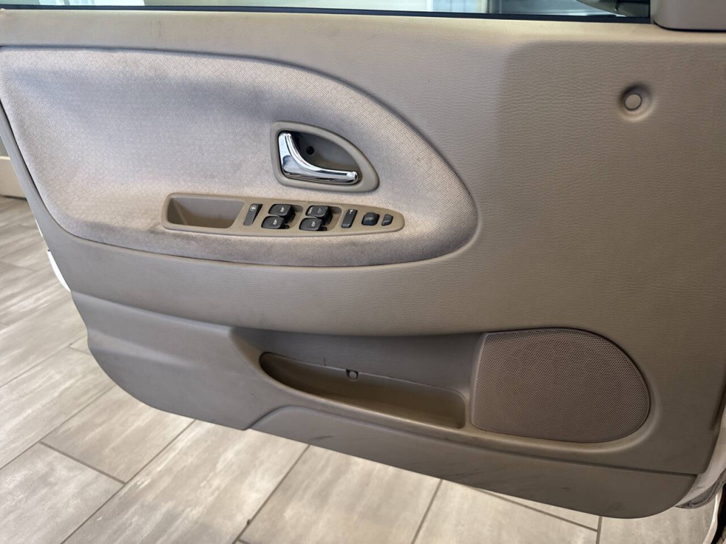 2001 Volvo S40 Image 25