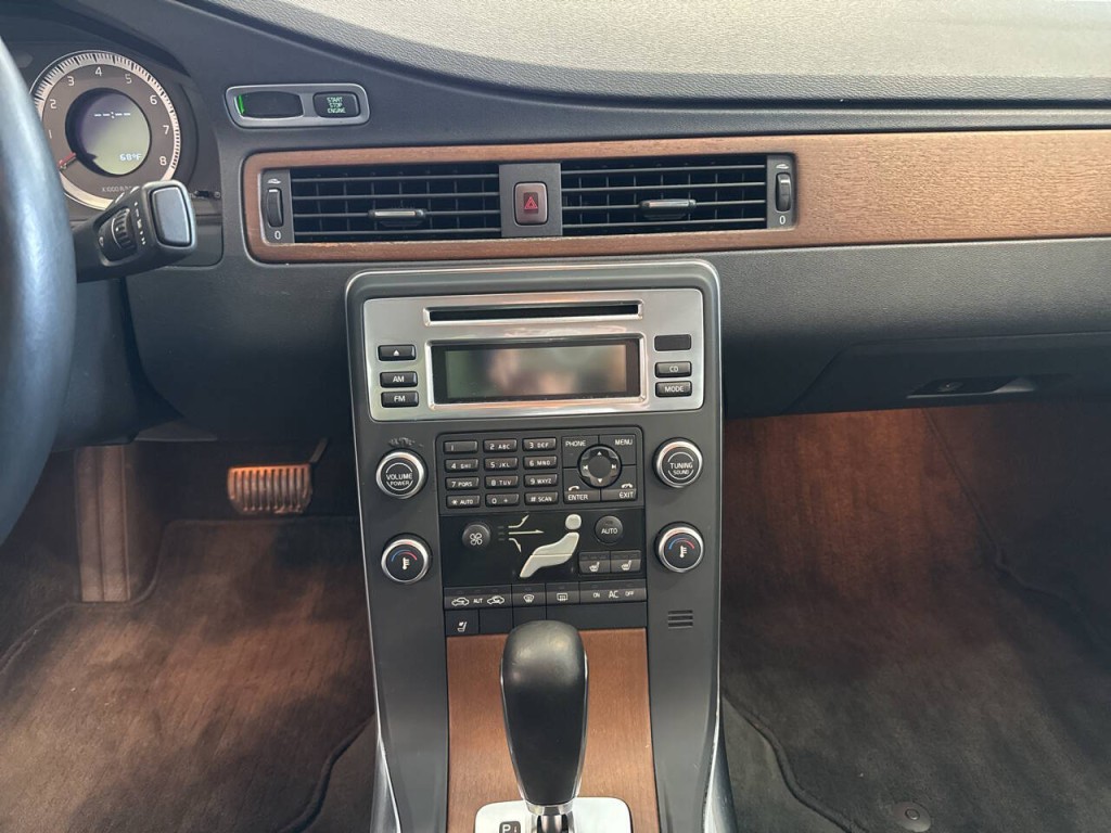 2010 Volvo S80 Image 19