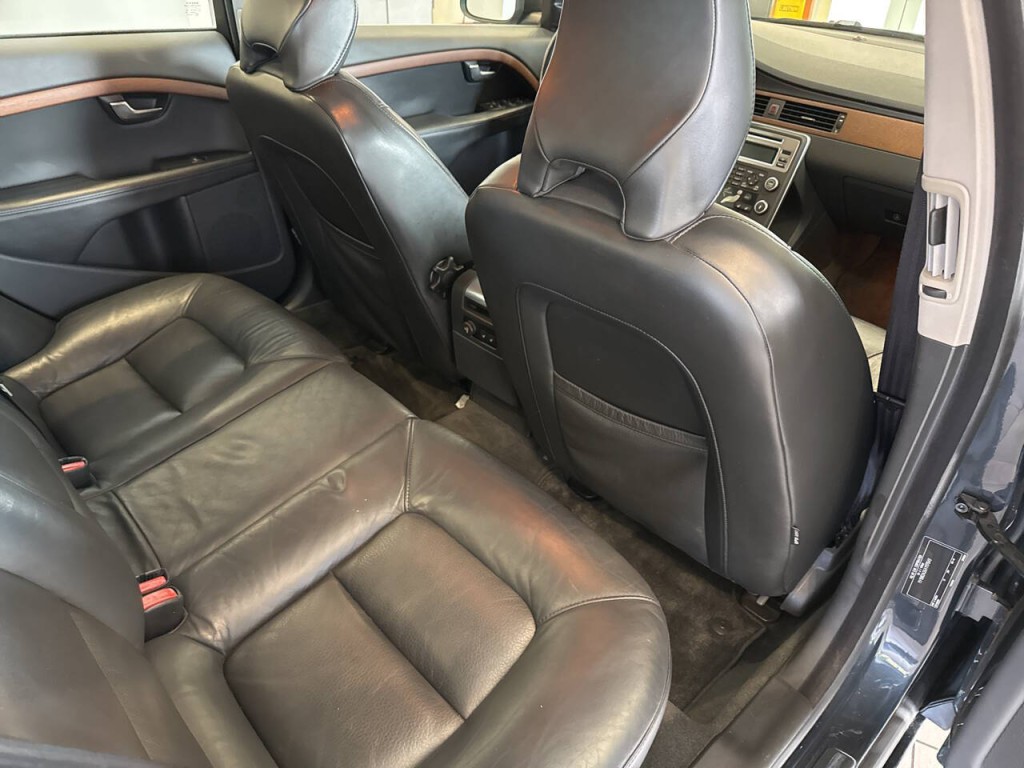 2010 Volvo S80 Image 33