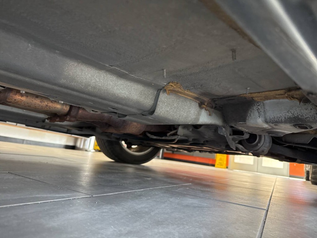 2010 Volvo S80 Image 44