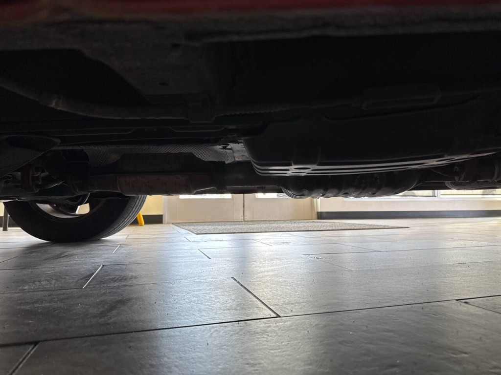 2007 Hyundai Entourage Image 39