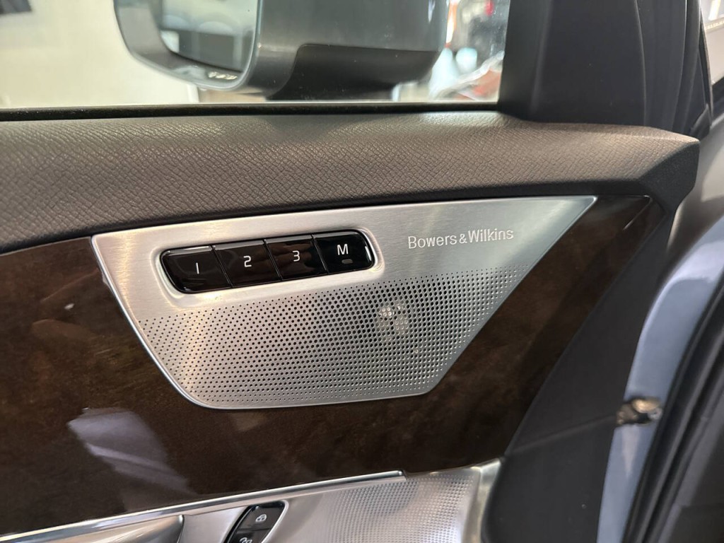 2018 Volvo XC90 Image 16