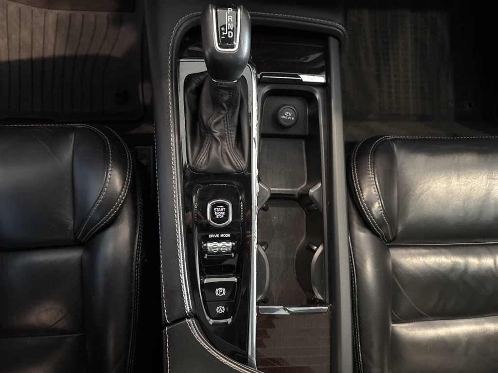 2018 Volvo XC90 Image 22