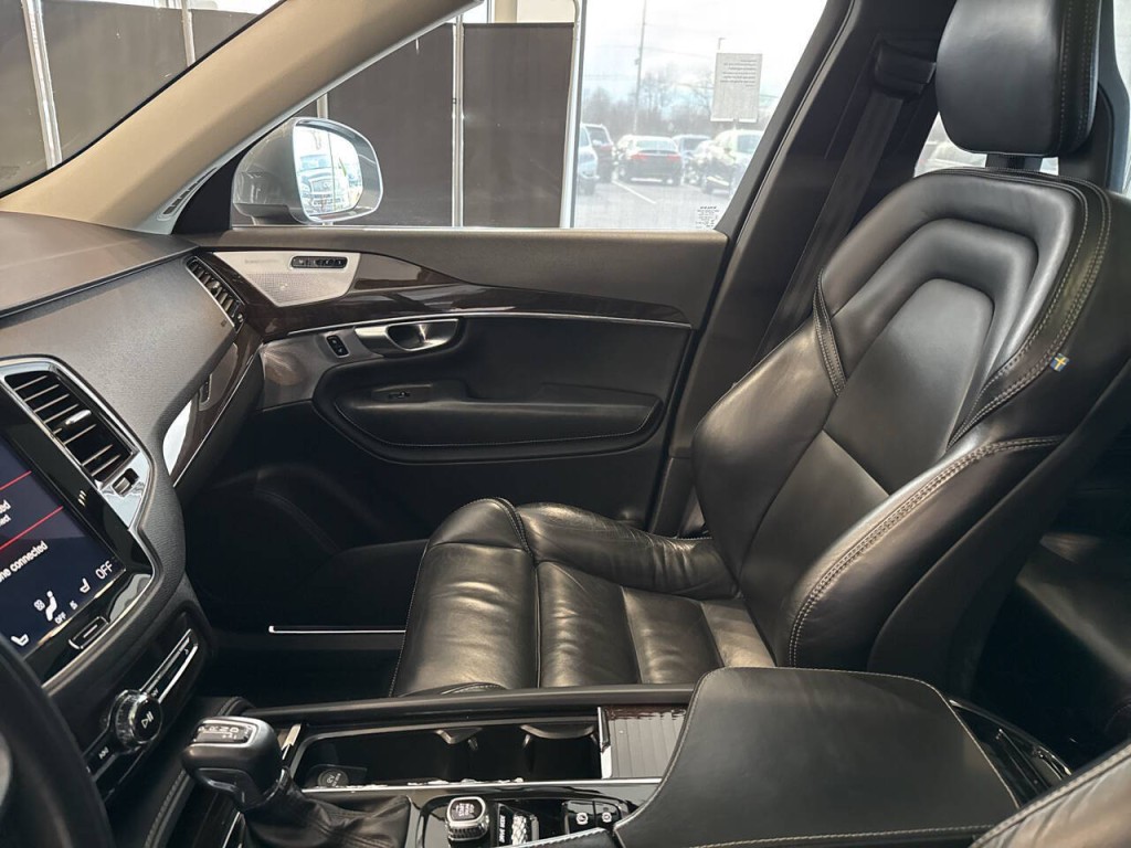 2018 Volvo XC90 Image 23