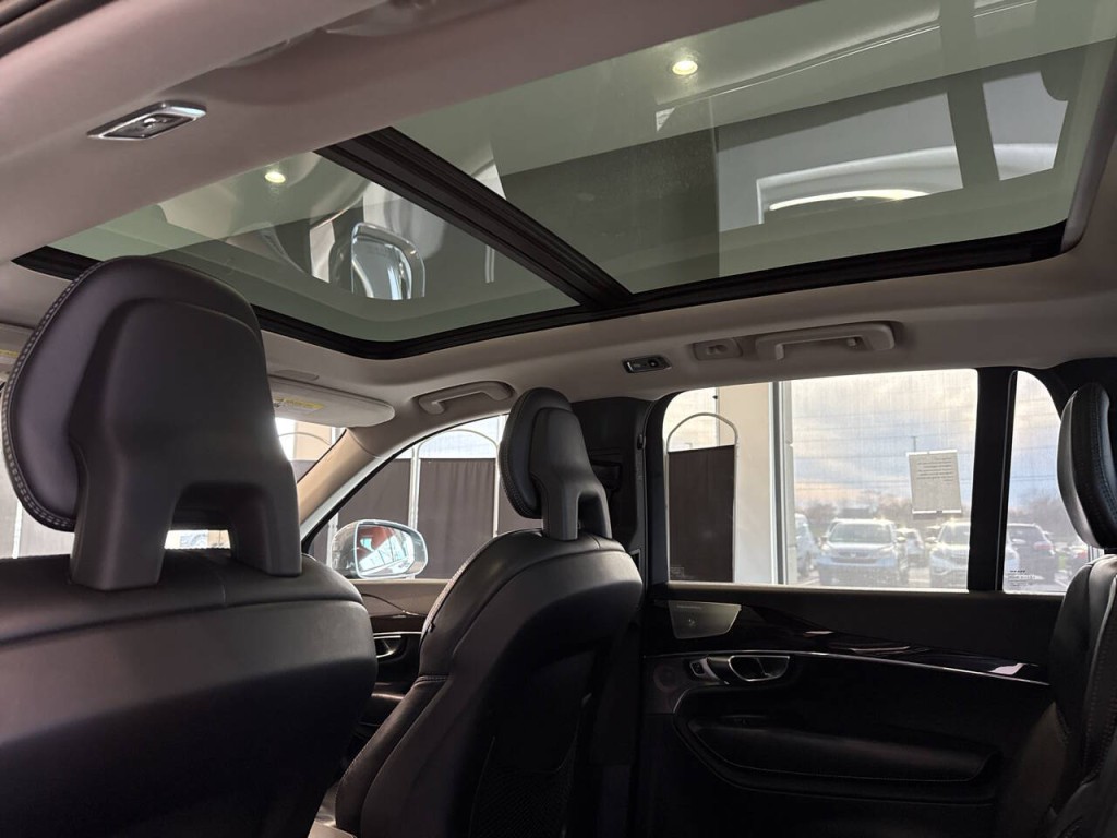 2018 Volvo XC90 Image 30