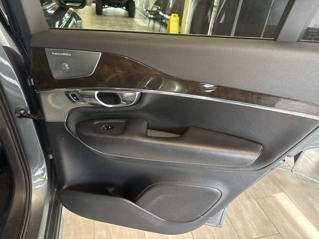 2018 Volvo XC90 Image 37