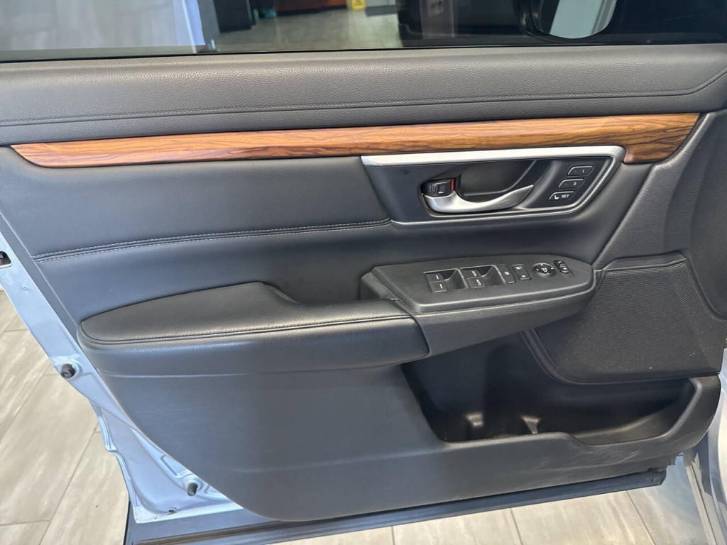 2017 Honda CR-V Image 54