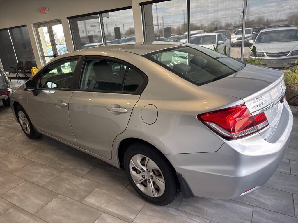 2013 Honda Civic Image 9