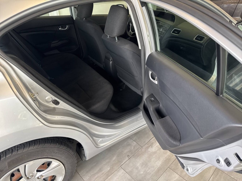2013 Honda Civic Image 17