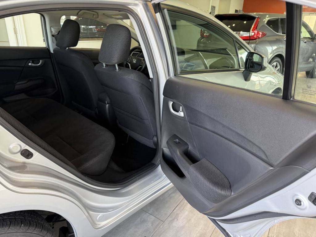 2013 Honda Civic Image 34