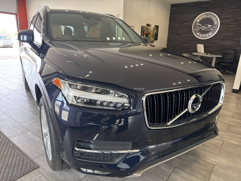 2017 Volvo XC90 Image 1