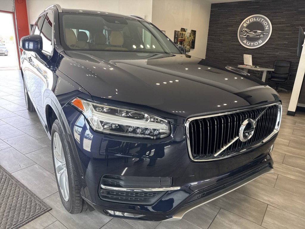 2017 Volvo XC90 Image 2