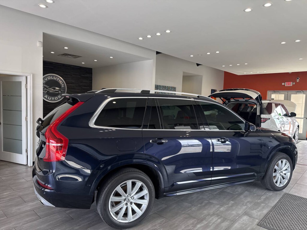 2017 Volvo XC90 Image 14