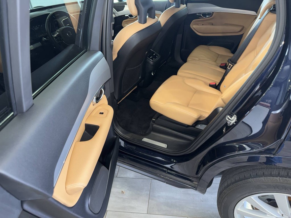2017 Volvo XC90 Image 31