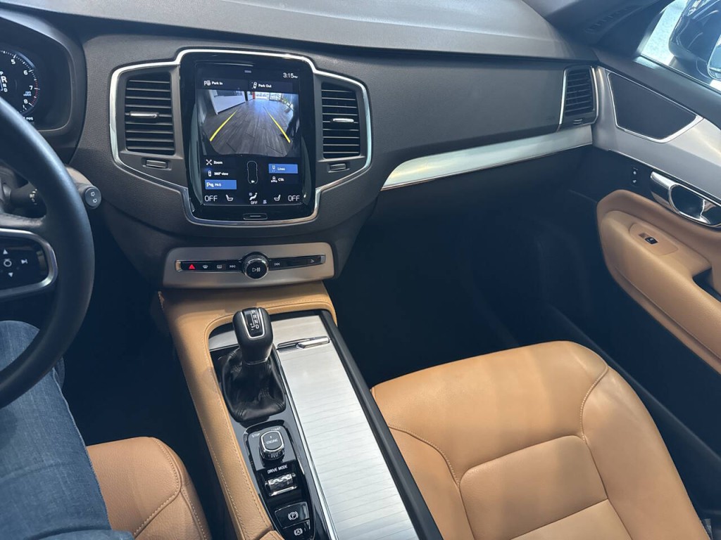 2017 Volvo XC90 Image 35