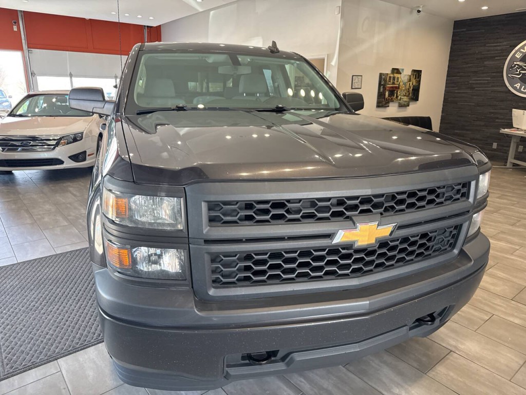 2015 Chevrolet Silverado 1500 Image 3