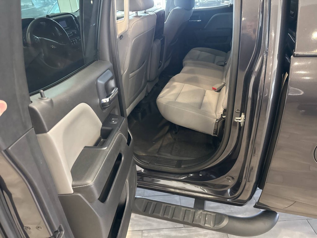 2015 Chevrolet Silverado 1500 Image 19